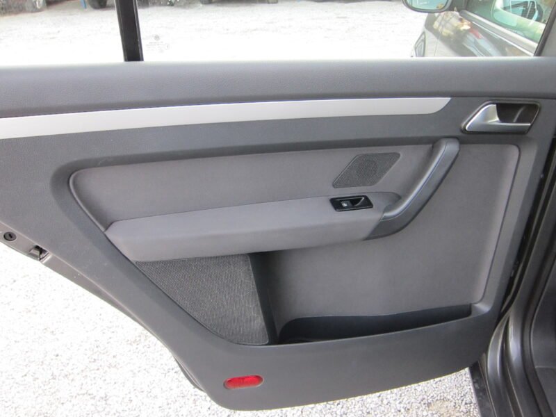 VOLKSWAGEN Touran 1.6 TDI