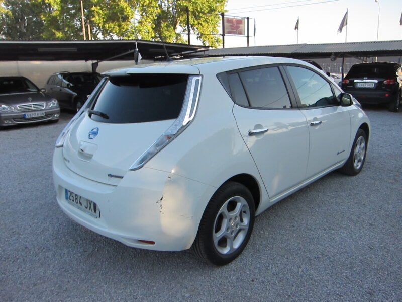 NISSAN LEAF 30KW