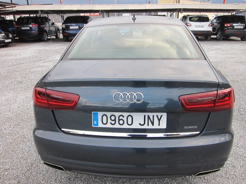 AUDI A6 3.0 L V6 QUATRO