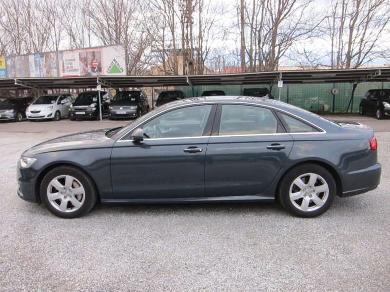 AUDI A6 3.0 L V6 QUATRO