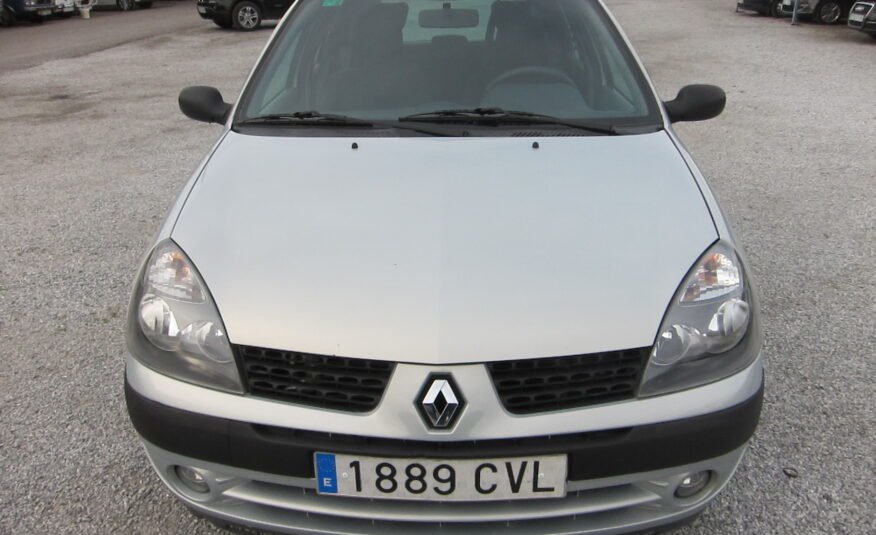 RENAULT Clio 1.5 DCI