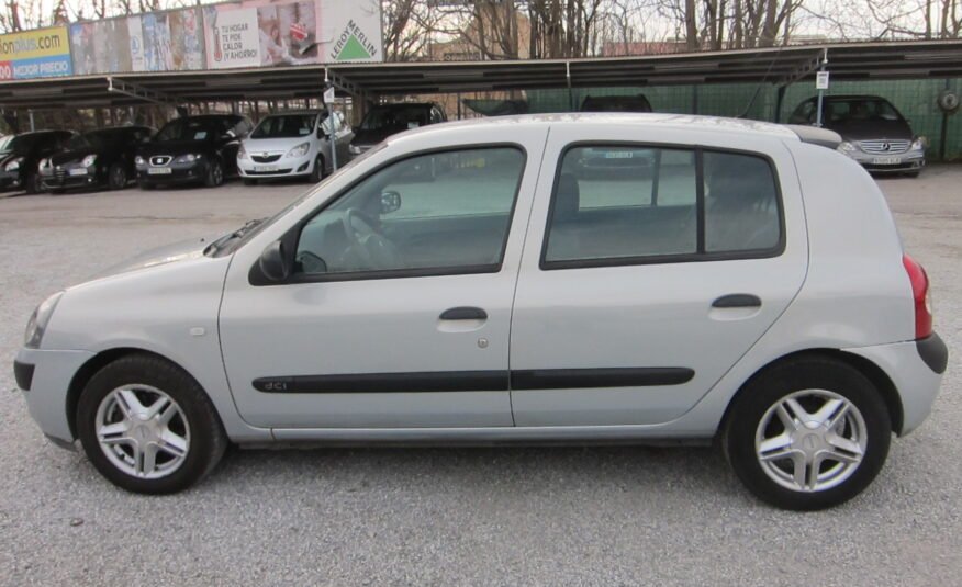 RENAULT Clio 1.5 DCI