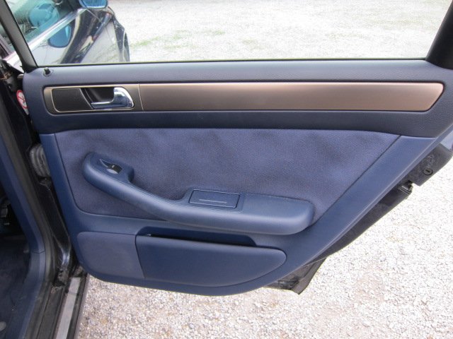 AUDI A6 1.8i TURBO