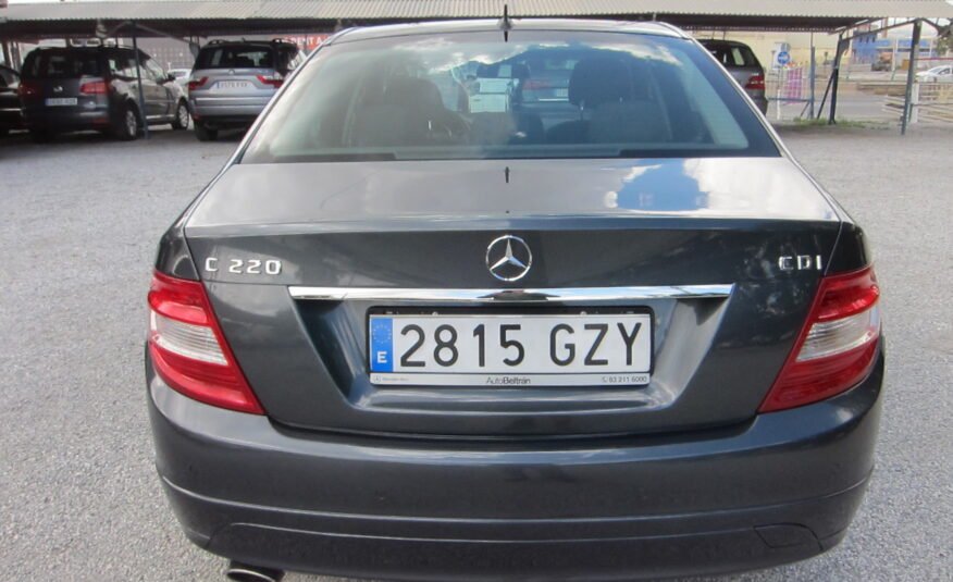 MERCEDES-BENZ C220 CDI BERLINA