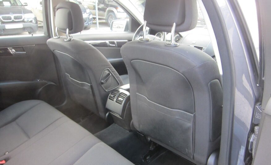 MERCEDES-BENZ C220 CDI BERLINA