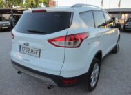 FORD Kuga 2.0 TDCi 2WD Titanium 5p.