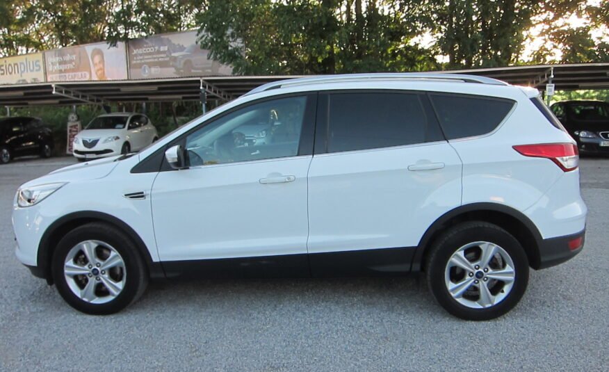 FORD Kuga 2.0 TDCi 2WD Titanium 5p.