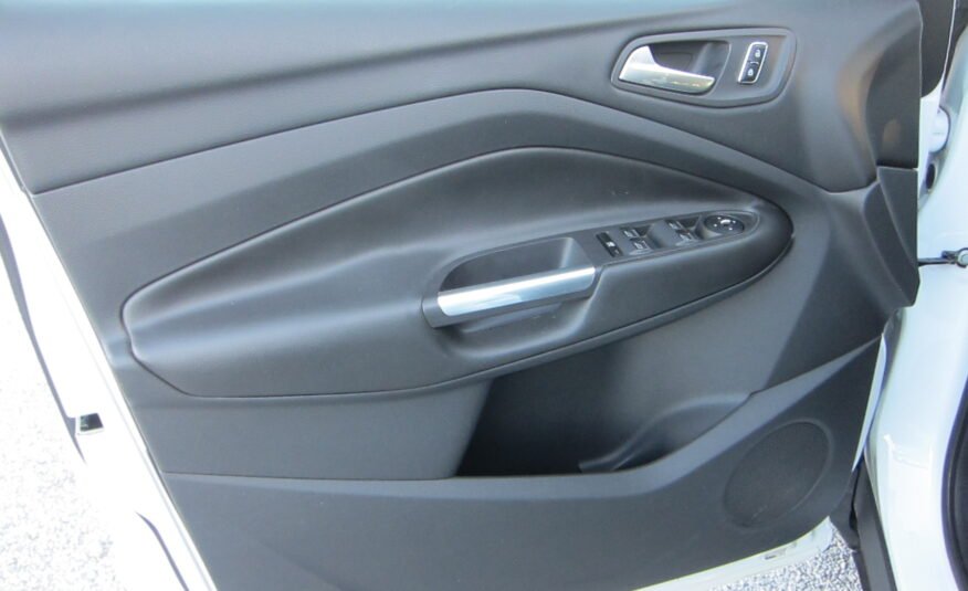 FORD Kuga 2.0 TDCi 2WD Titanium 5p.