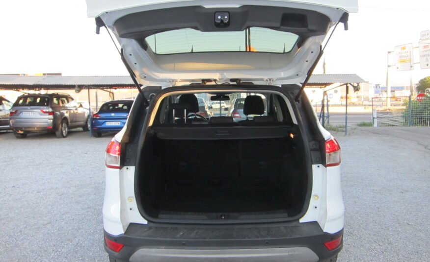 FORD Kuga 2.0 TDCi 2WD Titanium 5p.