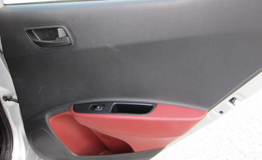 HYUNDAI I10 1.0