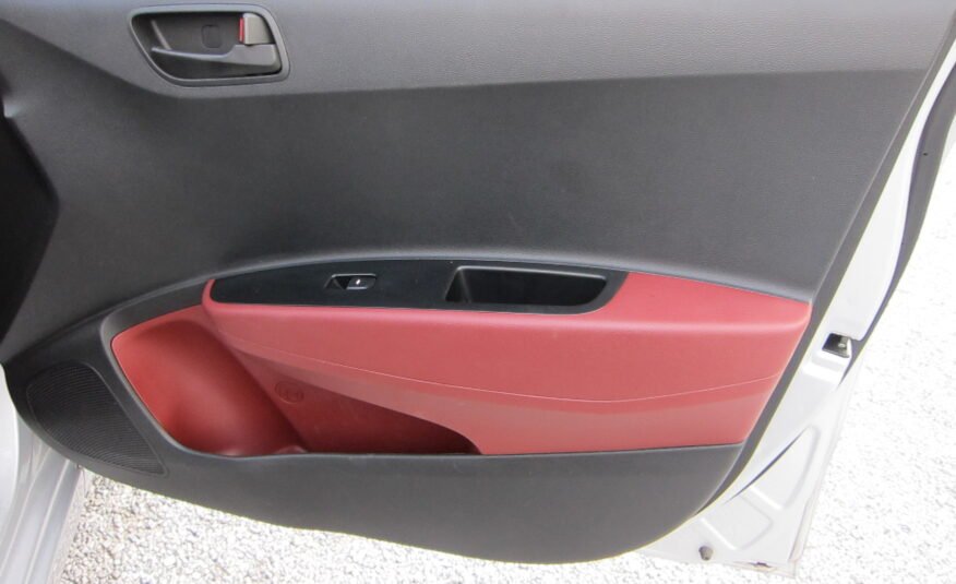 HYUNDAI I10 1.0