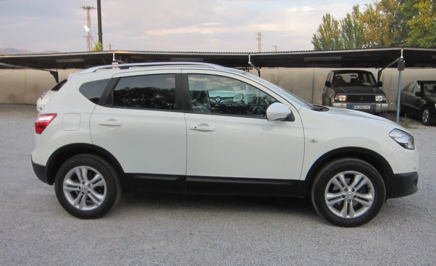 NISSAN QASHQAI TECNA PREMIUM 1.5 DCI