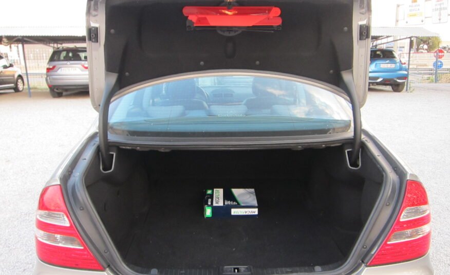 MERCEDES E320 CDI 4 PUERTAS
