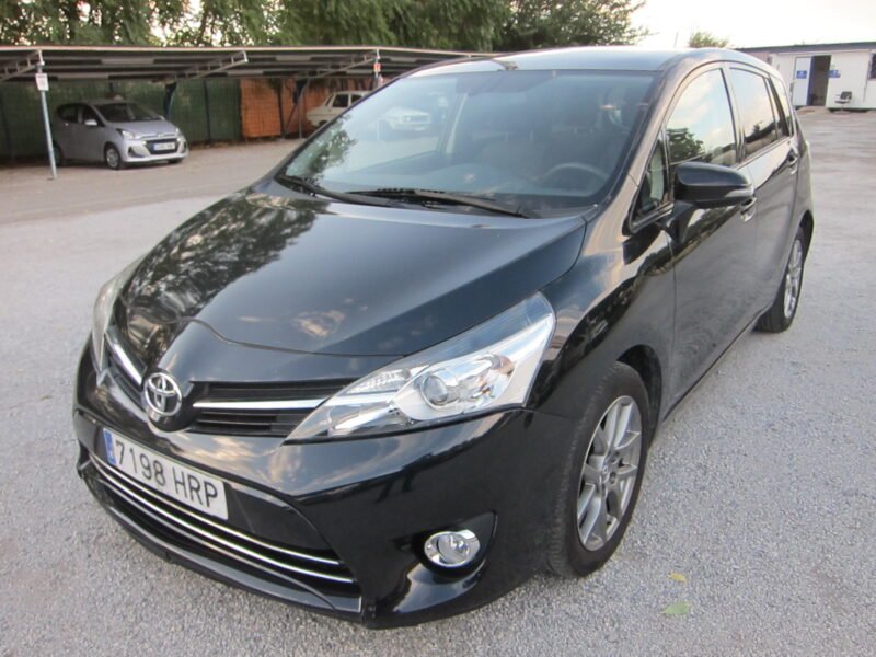 TOYOTA VERSO 5 PLAZAS