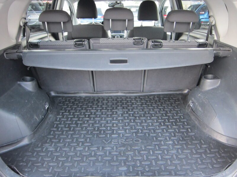 TOYOTA VERSO 5 PLAZAS
