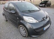 PEUGEOT 107 1.0 i