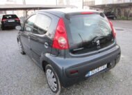 PEUGEOT 107 1.0 i