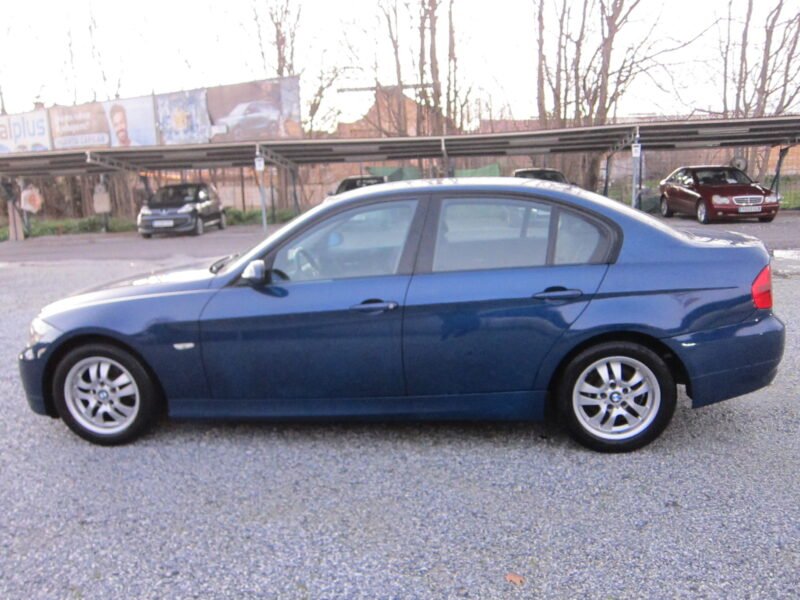 BMW 320 D 4 PUERTAS