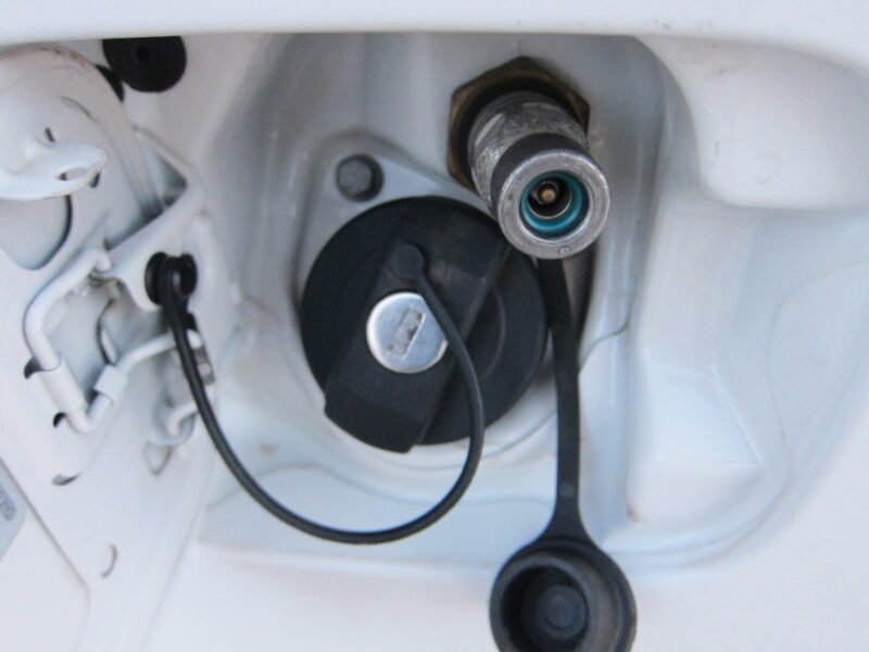 VOLKSWAGEN CADDY 1.4i GNC