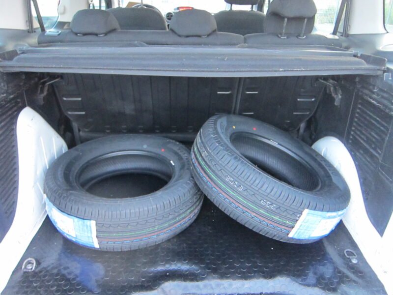 PEUGEOT PARTNER TEPEE KOMBI 1.6 HDI