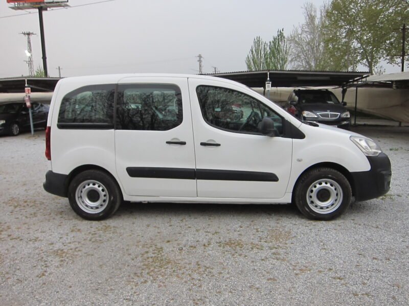 PEUGEOT PARTNER TEPEE KOMBI 1.6 HDI