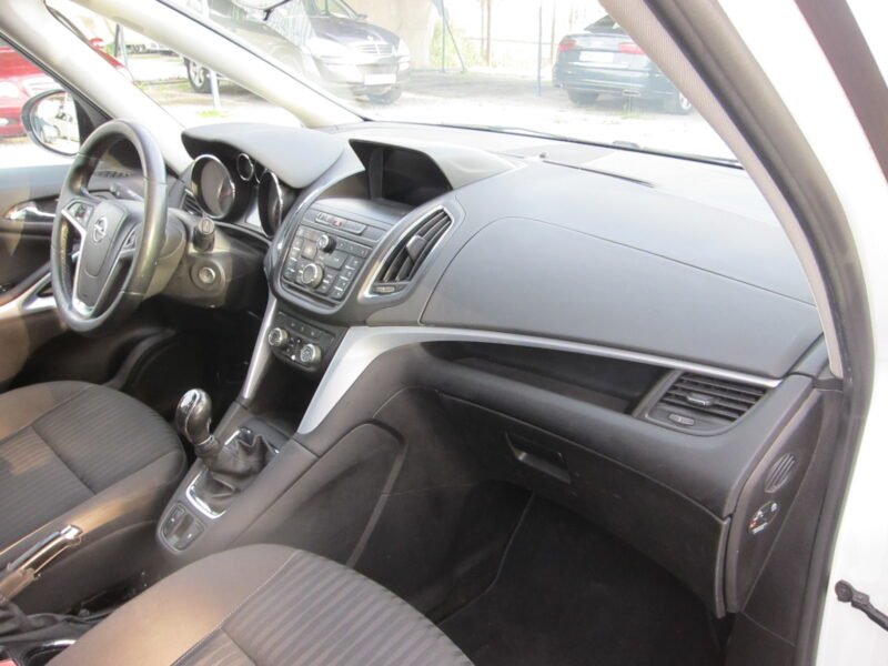 OPEL ZAFIRA TOURER 7 PLAZAS