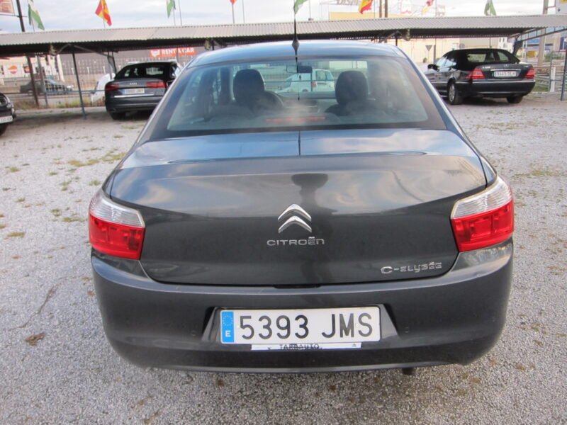 CITROEN C-ELYSEE 1.2 i