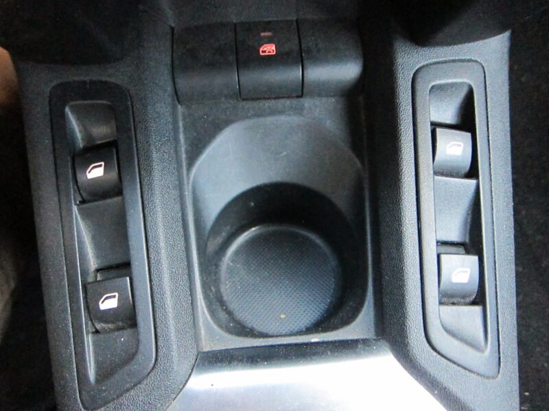 CITROEN C-ELYSEE 1.2 i