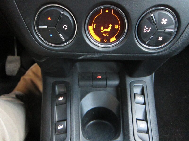 CITROEN C-ELYSEE 1.2 i