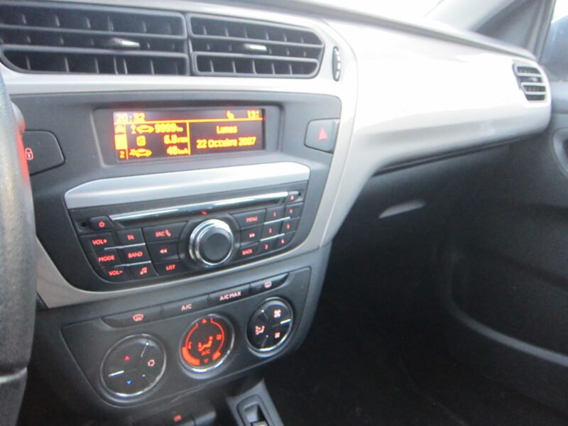 CITROEN C-ELYSEE 1.2 i